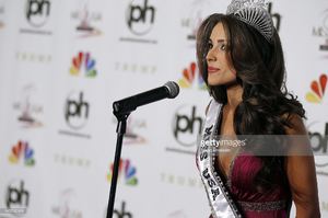 miss-rhode-island-usa-olivia-culpo-speaks-during-a-news-conference-picture-id145705168.jpg