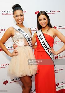 miss-teen-usa-2012-logan-west-and-miss-universe-2012-olivia-culpo-picture-id166381009.jpg