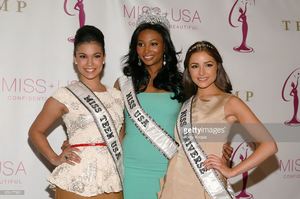 miss-teen-usa-logan-west-miss-usa-nana-meriwether-and-miss-universe-picture-id159177831.jpg