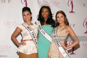 miss-teen-usa-logan-west-miss-usa-nana-meriwether-and-miss-universe-picture-id159177840.jpg