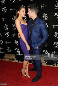 miss-universe-2012-olivia-culpo-and-recording-artist-nick-jonas-at-picture-id180773545.jpg