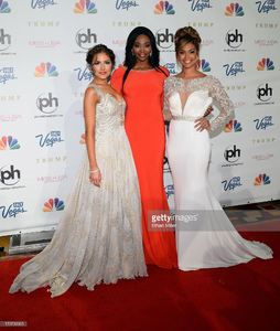 miss-universe-2012-olivia-culpo-miss-usa-2012-nana-meriwether-and-picture-id170733005.jpg