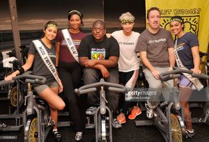 miss-universe-2012-olivia-culpo-miss-usa-2012-nana-merriweather-buddy-picture-id159508306.jpg