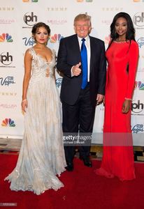 miss-universe-2013-olivia-culpo-donald-trump-and-miss-usa-2012-nana-picture-id170743284.jpg