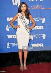 miss-universe-olivia-culpo-attends-the-16th-annual-mda-muscle-team-picture-id159140937.jpg