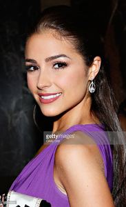miss-universe-olivia-culpo-attends-the-2013-education-through-music-picture-id166284898.jpg
