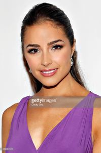 miss-universe-olivia-culpo-attends-the-2013-education-through-music-picture-id166284911.jpg