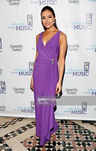 miss-universe-olivia-culpo-attends-the-2013-education-through-music-picture-id166284935.jpg