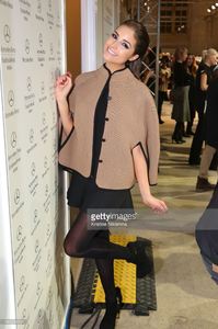 miss-universe-olivia-culpo-attends-the-mercedesbenz-fashion-week-ss-picture-id185933592.jpg