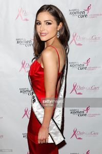 miss-universe-olivia-culpo-poses-at-the-date-for-the-cure-to-benefit-picture-id161834272.jpg