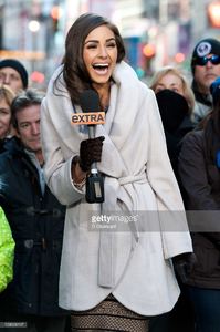 miss-universe-olivia-culpo-visits-extra-in-times-square-on-january-3-picture-id158908197.jpg