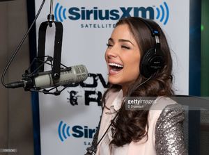miss-universe-olivia-culpo-visits-the-covino-rich-show-at-the-on-4-picture-id158959560.jpg
