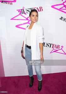 miss-usa-2012-actress-olivia-culpo-attends-the-justfab-apparel-launch-picture-id468390722.jpg