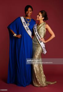 miss-usa-2012-nana-meriwether-and-miss-universe-2012-olivia-culpo-a-picture-id164251078.jpg