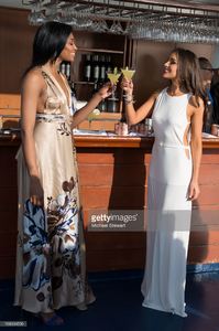 miss-usa-2012-nana-meriwether-and-miss-universe-2012-olivia-culpo-picture-id168394599.jpg
