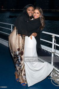 miss-usa-2012-nana-meriwether-and-miss-universe-2012-olivia-culpo-picture-id168394623.jpg
