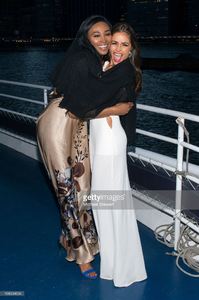 miss-usa-2012-nana-meriwether-and-miss-universe-2012-olivia-culpo-picture-id168394634.jpg