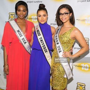 miss-usa-2012-nana-meriwether-miss-universe-2012-olivia-culpo-and-picture-id167940233.jpg