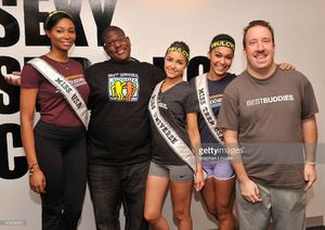 miss-usa-2012-nana-merriweather-buddy-kiyon-hamer-miss-universe-2012-picture-id159506952.jpg
