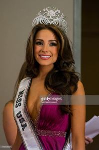 miss-usa-2012-olivia-culpo-attends-the-2012-miss-usa-post-pageant-picture-id145704557.jpg