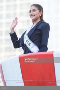 miss-usa-2012-olivia-culpo-attends-the-86th-annual-macys-thanksgiving-picture-id156831721.jpg