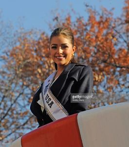 miss-usa-2012-olivia-culpo-attends-the-86th-annual-macys-thanksgiving-picture-id156841390.jpg