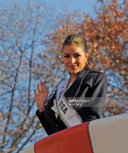 miss-usa-2012-olivia-culpo-attends-the-86th-annual-macys-thanksgiving-picture-id156841419.jpg