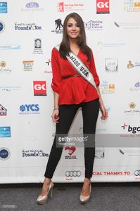 miss-usa-2012-olivia-culpo-attends-the-annual-charity-day-hosted-by-picture-id151791590.jpg