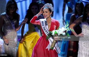 miss-usa-2012-olivia-culpo-reacts-after-being-named-the-2012-miss-picture-id158577008.jpg