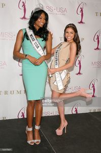 miss-usa-nana-meriwether-and-miss-universe-olivia-culpo-attend-the-picture-id159177857.jpg