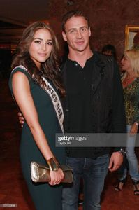 miss-usa-olivia-culpo-and-swimmer-ryan-lochte-attend-the-evening-picture-id151505808.jpg