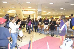 miss-usa-olivia-culpo-attends-the-grand-opening-of-von-maur-on-10-picture-id156025235.jpg