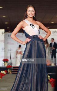 miss-usa-olivia-culpo-walks-the-runway-as-part-of-the-2012-miss-picture-id157843375.jpg