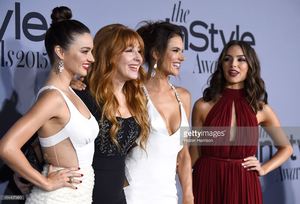 model-miranda-ker-honoree-charlotte-tilburymodel-alessandra-ambrosio-picture-id494407880.jpg
