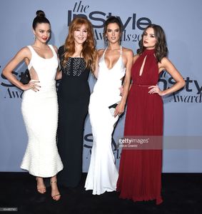 model-miranda-ker-honoree-charlotte-tilburymodel-alessandra-ambrosio-picture-id494489740.jpg