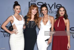 model-miranda-ker-honoree-charlotte-tilburymodel-alessandra-ambrosio-picture-id494489752.jpg
