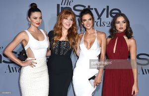 model-miranda-ker-honoree-charlotte-tilburymodel-alessandra-ambrosio-picture-id494489810.jpg