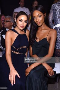 model-olivia-culpo-and-model-jourdan-dunn-attend-the-zac-posen-show-picture-id603543586.jpg
