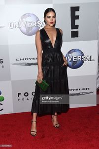 model-olivia-culpo-arrives-at-nbcuniversals-73rd-annual-golden-globes-picture-id504627960.jpg