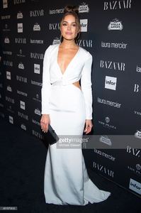 model-olivia-culpo-attends-harpers-bazaar-celebrates-icons-by-carine-picture-id601879632.jpg