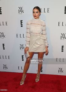 model-olivia-culpo-attends-the-e-new-york-fashion-week-kick-off-at-picture-id600111940.jpg