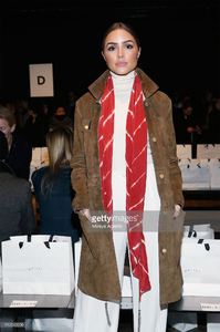 model-olivia-culpo-attends-the-maiyet-fashion-show-during-fall-2016-picture-id510542096.jpg