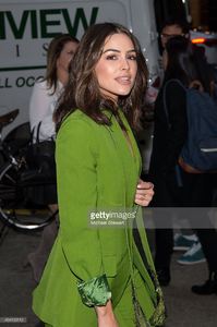 model-olivia-culpo-seen-in-midtown-on-october-24-2015-in-new-york-picture-id494109112.jpg