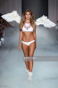 model-walks-the-runway-at-the-beach-bunny-fashion-show-during-swim-picture-id820540132.thumb.jpg.b328edc558166c78db3fde4959d9620f.jpg