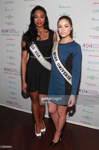nana-meriweather-and-olivia-culpo-attend-the-global-mom-relay-public-picture-id166318334.jpg