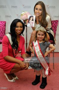 nana-meriwethe-and-olivia-culpo-attends-the-chinese-laundry-presents-picture-id167106712.jpg