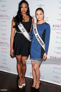 nana-meriwether-miss-usa-2012-and-olivia-culpo-miss-universe-2012-picture-id166322884.jpg