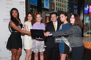 nana-meriwether-miss-usa-2012-lynda-lopez-sharon-dagostino-yoshi-picture-id166318303.jpg