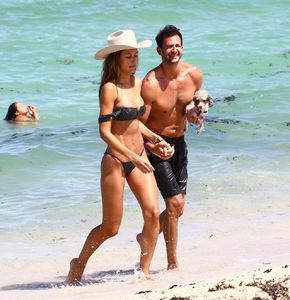 natalia-borges-in-bikini-vacation-in-miami-07-16-2017-14.jpg