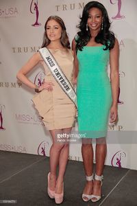 newly-appointed-miss-universe-olivia-culpo-with-miss-usa-nana-at-picture-id159184579.jpg